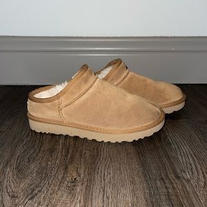 UGG Chestnut Ultra Mini Slipper